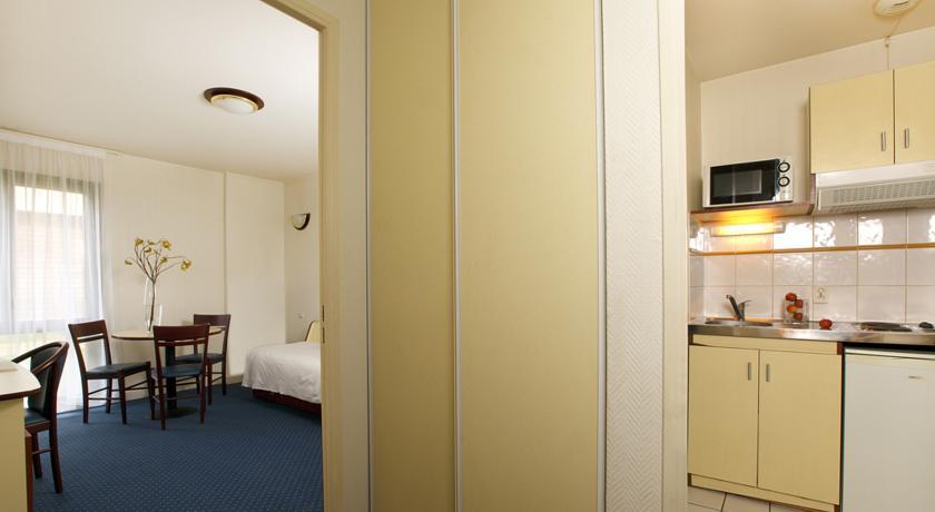 Hotel Campanile Blanc-mesnil