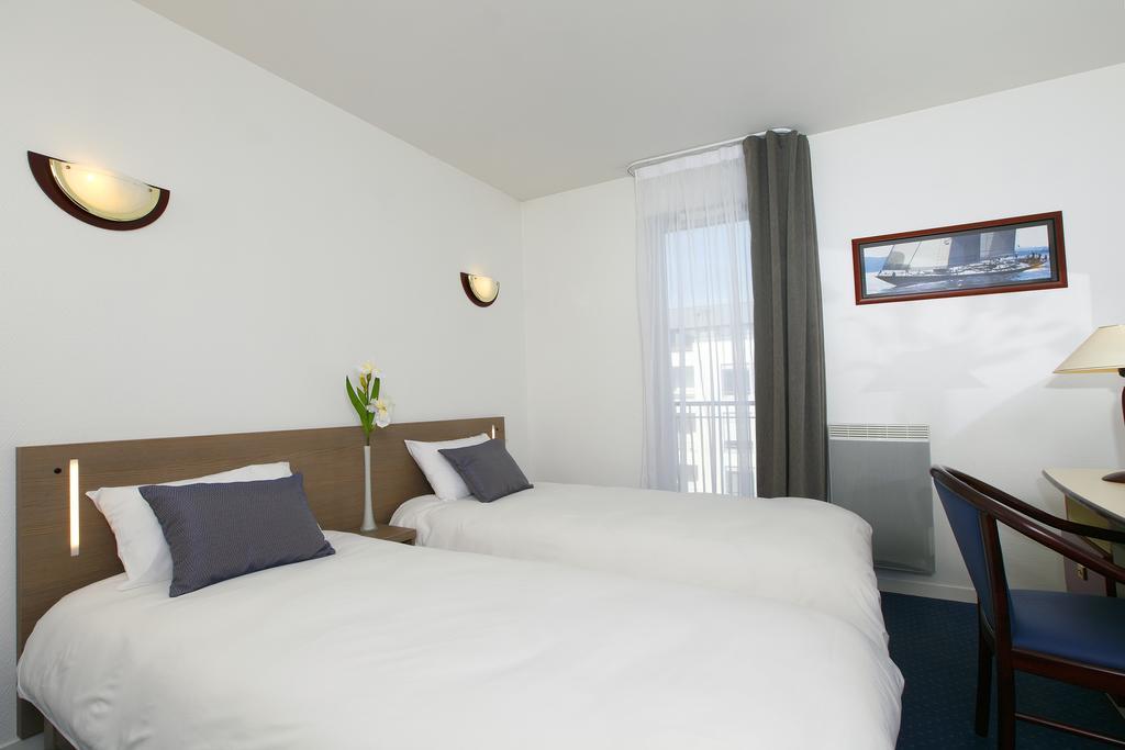 Campanile Blanc-mesnil Hotel
