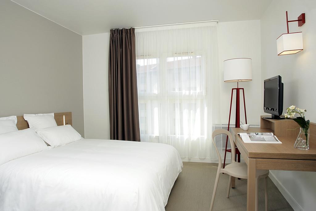Campanile Blanc-mesnil Hotel