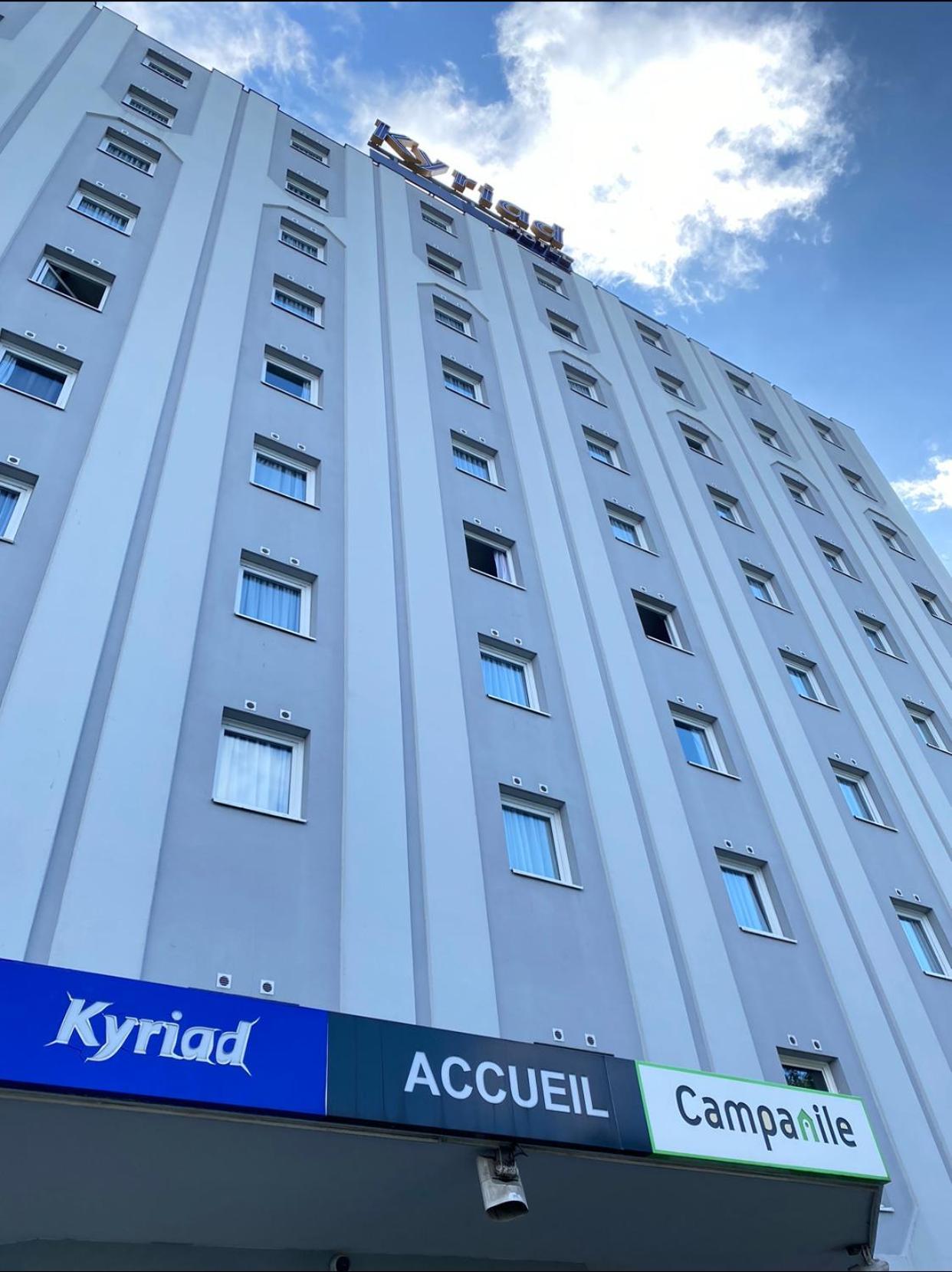 Hotel Campanile Blanc-mesnil 3*