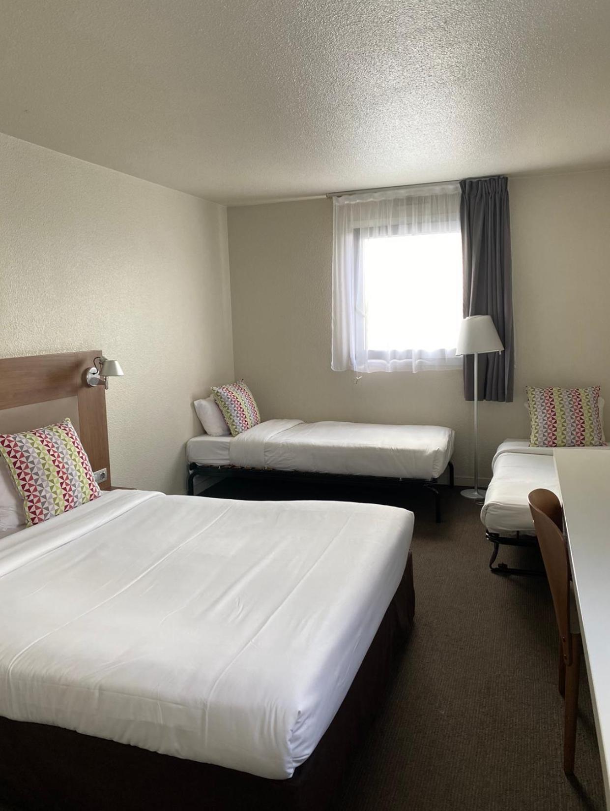 Hotel Campanile Blanc-mesnil 3*