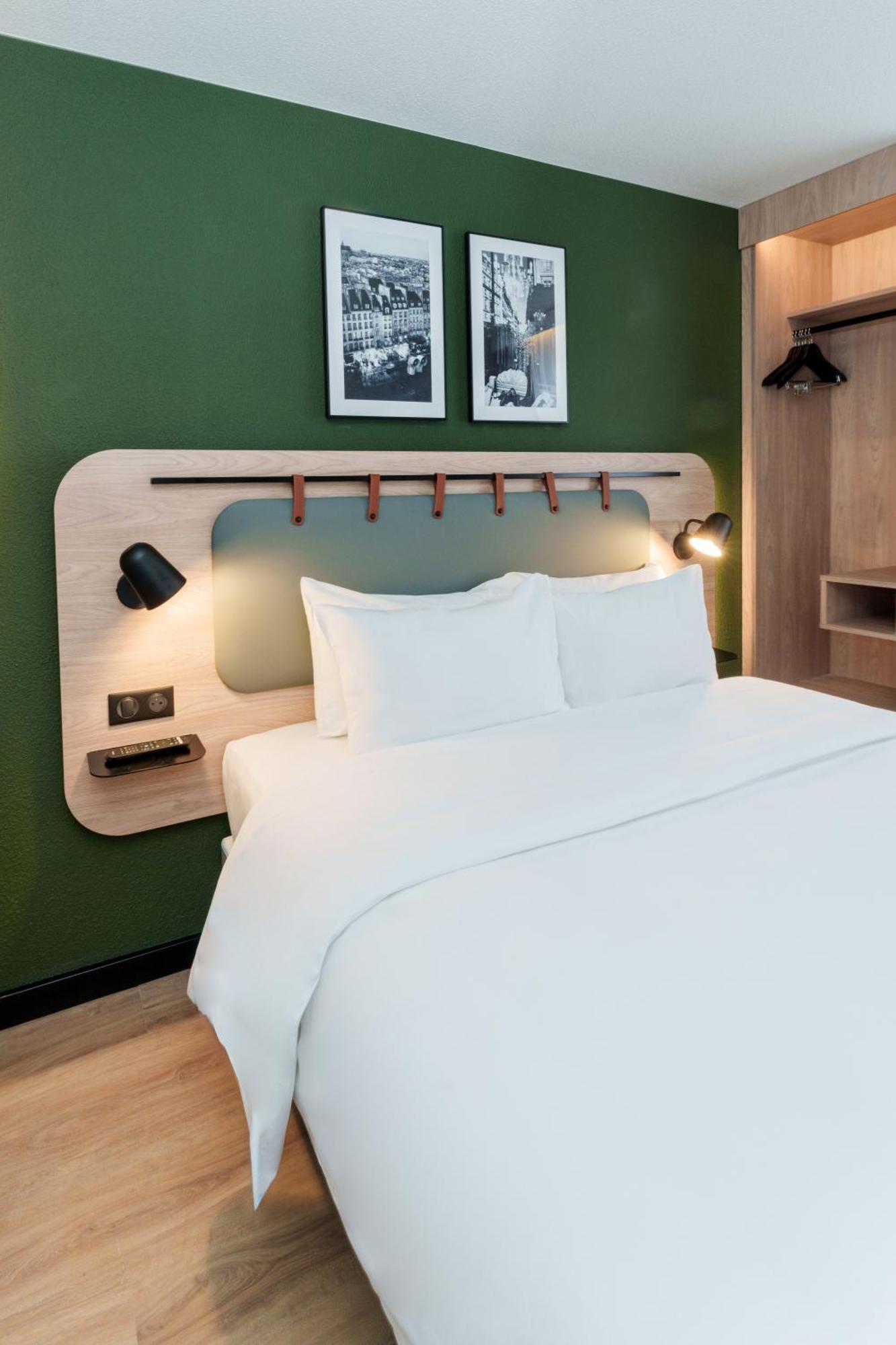 Campanile Blanc-mesnil Hotel 3*