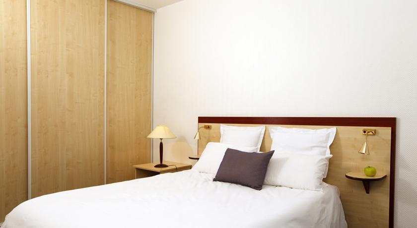 Campanile Blanc-mesnil Hotel